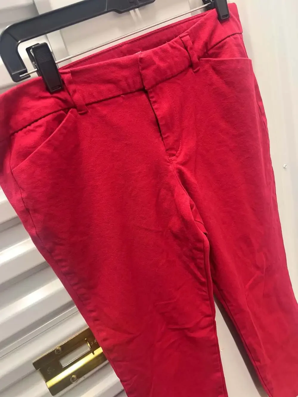 Old Navy Pixie Ankle Pants in Red